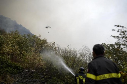 1509298753914.jpg--incendi_in_piemonte__evacuata_casa_di_riposo